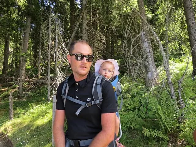 Guide d'achat des porte-bébés randonnée