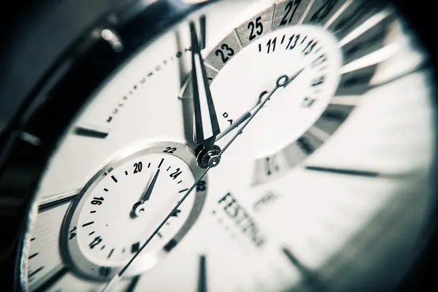 Guide d'Achat Montres Anciennes Abordables
